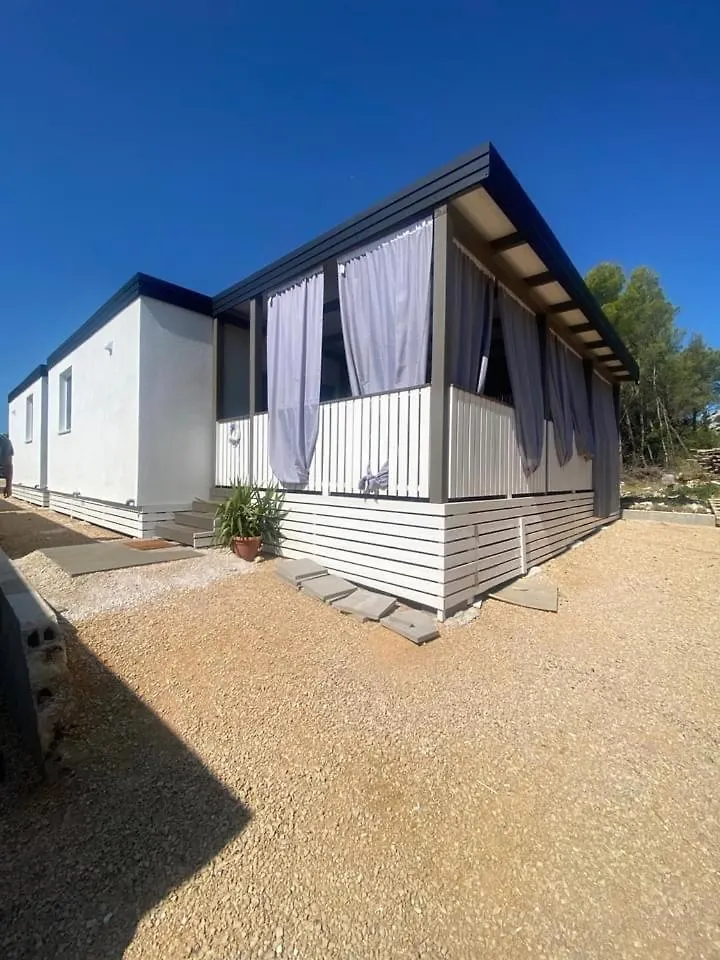 Casa de Férias Villa Bliss, Cozy Familly Place, On The Seaside, Free Parking, Camp Maslina, Drage